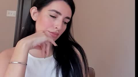 Snapshot of sheisallthat chatting on 11.15.25 sheisallthat online show from 11.15.25