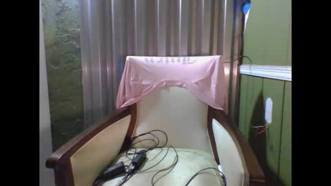 Snapshot of shelbyannn chatting on 09.29.25 Red online show from 09.29.25