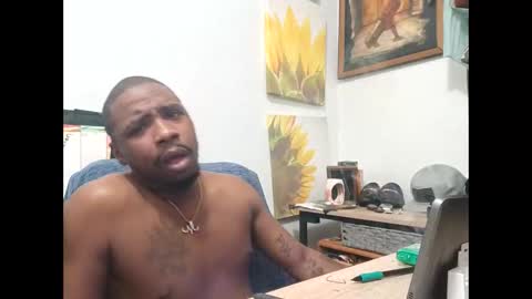 Snapshot of shelbycrazy chatting on 02.04.25 King-shelb online show from 02.04.25