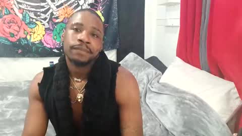 Snapshot of shelbycrazy chatting on 02.27.25 King-shelb online show from 02.27.25