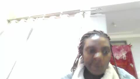 Snapshot of shelia420715 chatting on 11.17.25 shelia420715 online show from 11.17.25