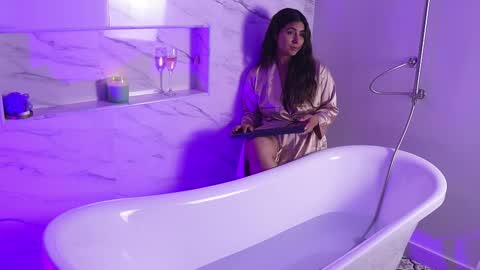  Transmission schedule Monday - Friday 715 am to 200 pm time Colombia  online show from 10.15.25