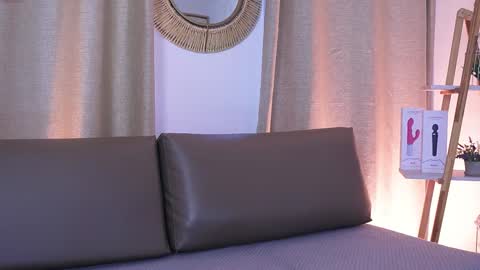  Transmission schedule Monday - Friday 715 am to 200 pm time Colombia  online show from 11.06.25