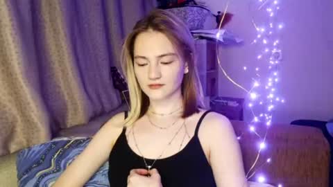 Snapshot of shelliegoza chatting on 06.23.26 Ashley online show from 06.23.26