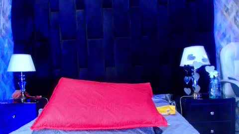 Shelsy online show from 02.21.25