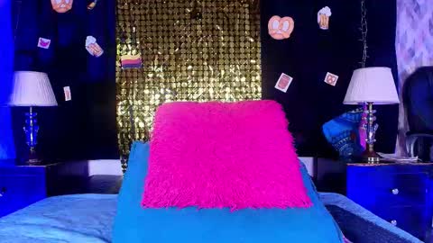 Shelsy online show from 09.13.25