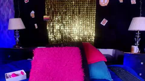 Shelsy online show from 09.18.25