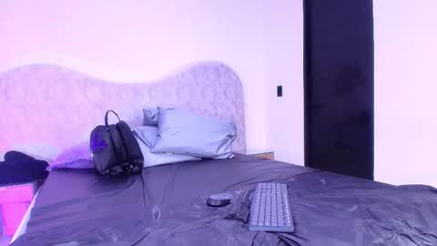 Shelsy online show from 11.22.25