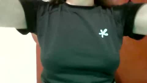 shelsyzevee_ online show from 11.06.25