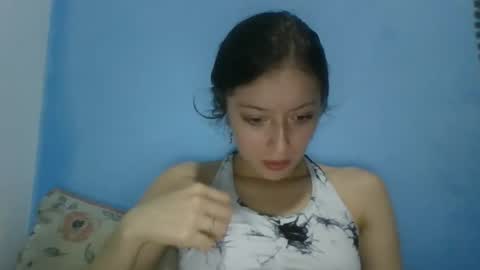 shelsyzevee_ online show from 12.14.25