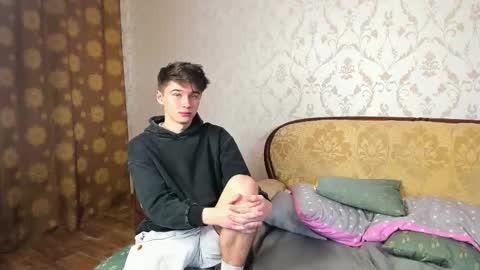 Snapshot of sherlockmax chatting on 09.30.25 Max online show from 09.30.25