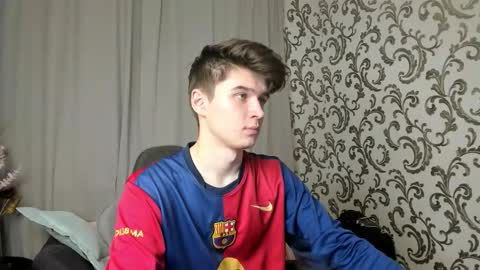 Snapshot of sherlockmax chatting on 10.12.25 Max online show from 10.12.25