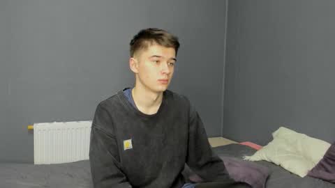 Snapshot of sherlockmax chatting on 11.16.25 Max online show from 11.16.25