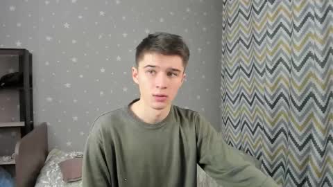 Snapshot of sherlockmax chatting on 11.22.25 Max online show from 11.22.25