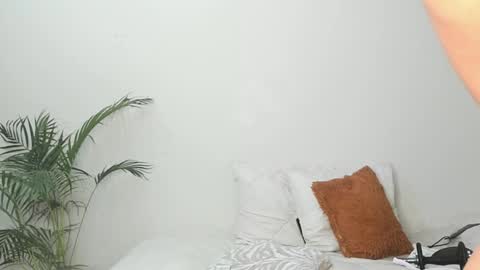 Sherlyn Adams online show from 01.28.25