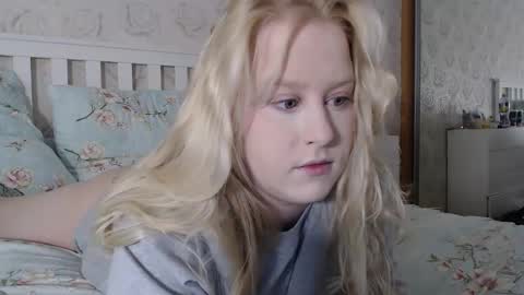 Snapshot of sherlystero chatting on 12.06.24 sher  online show from 12.06.24