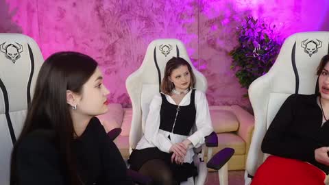 Snapshot of sheryl_elegance chatting on 01.13.25 Sheryl online show from 01.13.25