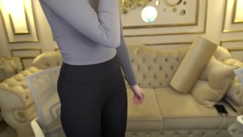 Snapshot of sheryl_elegance chatting on 02.25.25 Sheryl online show from 02.25.25