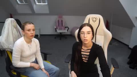 Snapshot of sheryl_elegance chatting on 09.16.25 Sheryl online show from 09.16.25