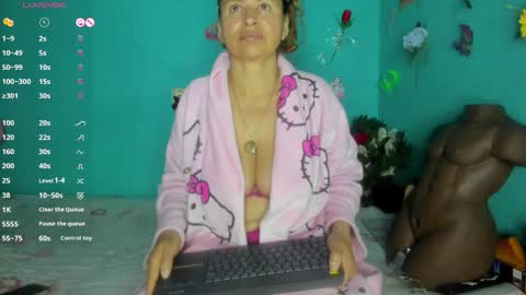 Shera Hade online show from 04.26.26