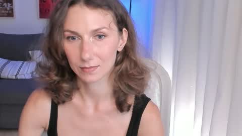 shesleepsnaked online show from 10.17.25