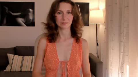shesleepsnaked online show from 08.05.26