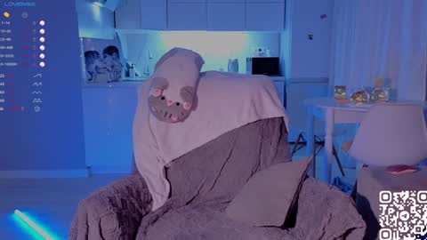 Snapshot of shey1i chatting on 12.04.24 Sheyli online show from 12.04.24