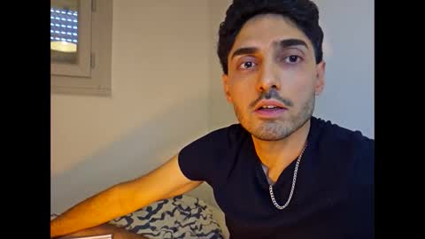 Snapshot of shhervin chatting on 12.14.25 shhervin online show from 12.14.25