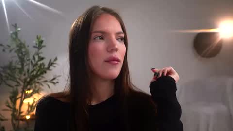 Nika online show from 10.13.25