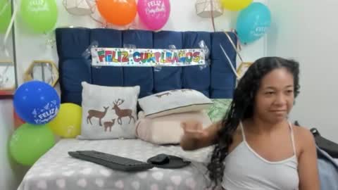 Snapshot of shira_sexylove chatting on 01.24.25 shira_sexylove online show from 01.24.25