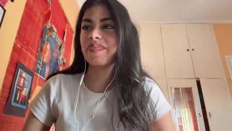 Snapshot of shirleendurrah chatting on 04.03.26 Karin online show from 04.03.26