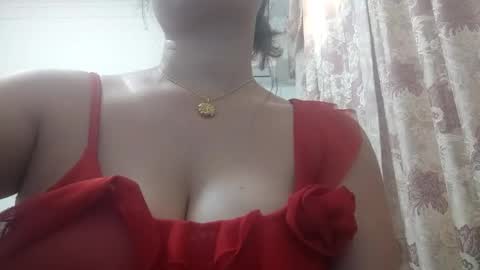 Snapshot of shirleyni chatting on 09.25.25 Shirleyni online show from 09.25.25