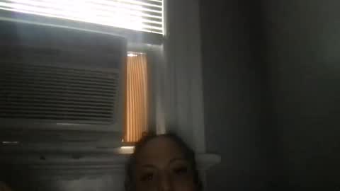 Snapshot of shockingtitz chatting on 05.06.26 spanish princess online show from 05.06.26