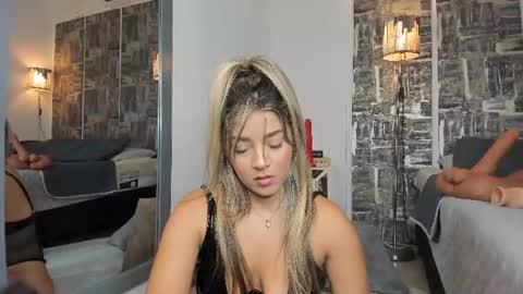 Snapshot of shofiavega chatting on 08.06.26 SHOFIA online show from 08.06.26