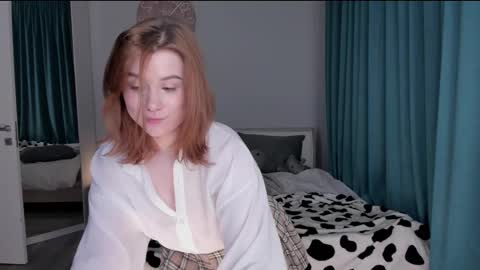 Snapshot of shoggothy chatting on 03.05.25 Agatha online show from 03.05.25