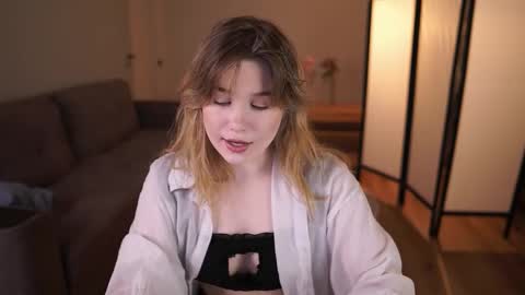 Snapshot of shoggothy chatting on 12.21.25 Agatha online show from 12.21.25