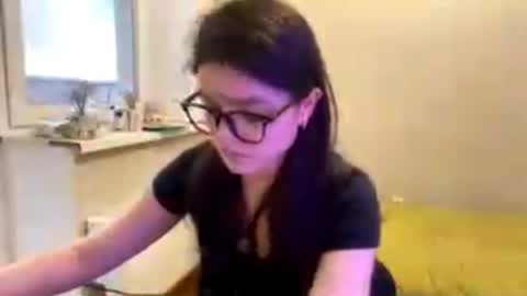 Marie online show from 06.04.26