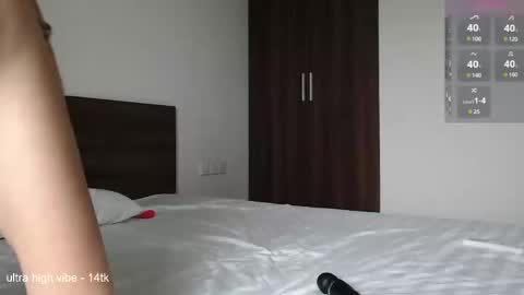 Snapshot of shoopdelang chatting on 12.10.24 Jess online show from 12.10.24