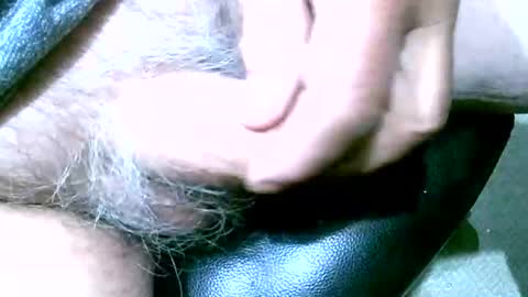 Snapshot of shootertog chatting on 09.29.25 shootertog online show from 09.29.25