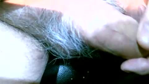 Snapshot of shootertog chatting on 10.18.25 shootertog online show from 10.18.25