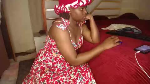 Snapshot of shortandsweete chatting on 10.26.25 shawry online show from 10.26.25