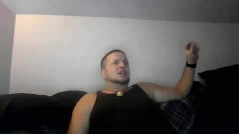 Snapshot of shortmel chatting on 10.14.25 shortmel online show from 10.14.25