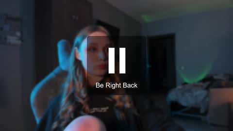 Snapshot of shorty_di chatting on 01.18.25 Diana online show from 01.18.25