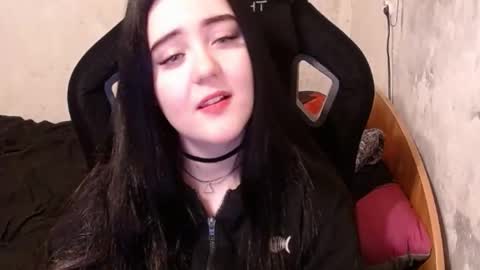 Snapshot of show_for_you chatting on 12.03.24 show_for_you online show from 12.03.24