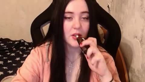 Snapshot of show_for_you chatting on 12.11.24 show_for_you online show from 12.11.24