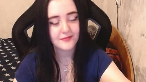 Snapshot of show_for_you chatting on 01.21.25 show_for_you online show from 01.21.25