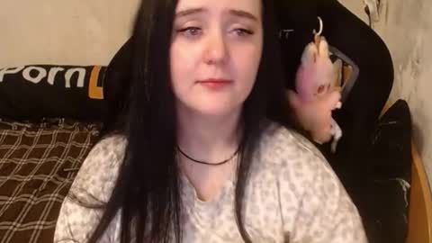 Snapshot of show_for_you chatting on 11.04.25 show_for_you online show from 11.04.25