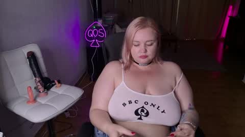 Mimi   online show from 04.30.26