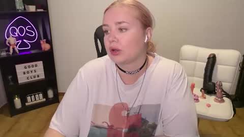 Mimi   online show from 06.14.26