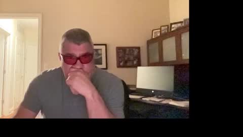 Chicago Guy online show from 08.05.26